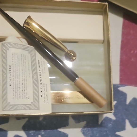 Shaffers Fountian Pen With Marble Desk Name Plate - Picture 7 of 9